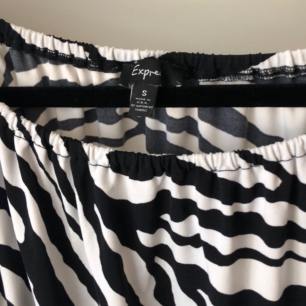 Express Zebra Blouse - Picture 2 of 5